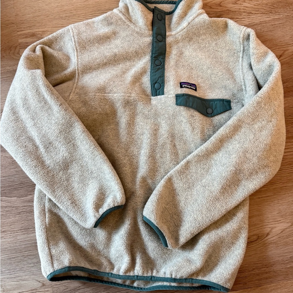 Patagonia Zip-Up Sweater in Cream and Green